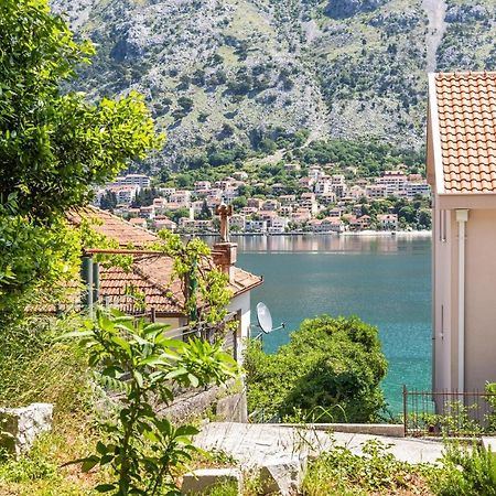 Muo Sea Front Apartments Kotor Luaran gambar