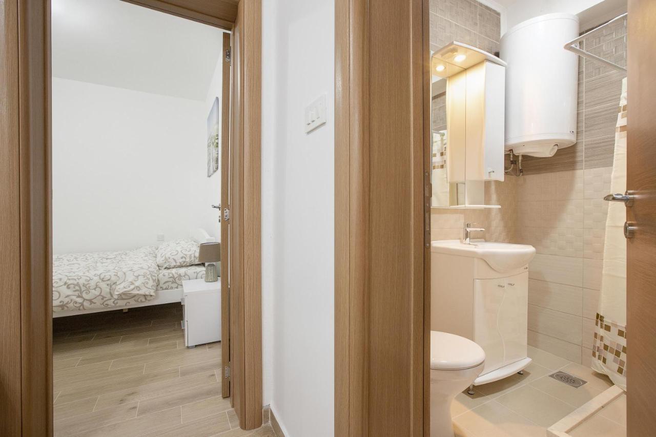Muo Sea Front Apartments Kotor Luaran gambar